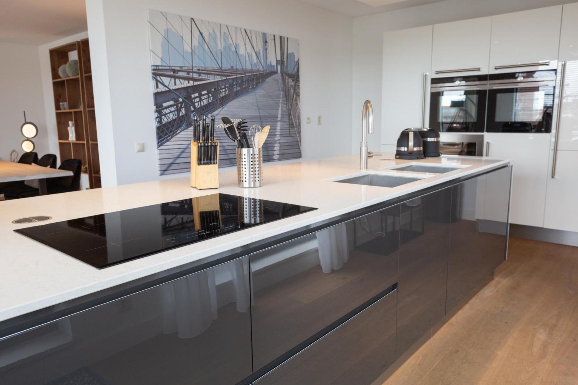 Bizstay Harbour III Scheveningen Apartments Хага Стая снимка